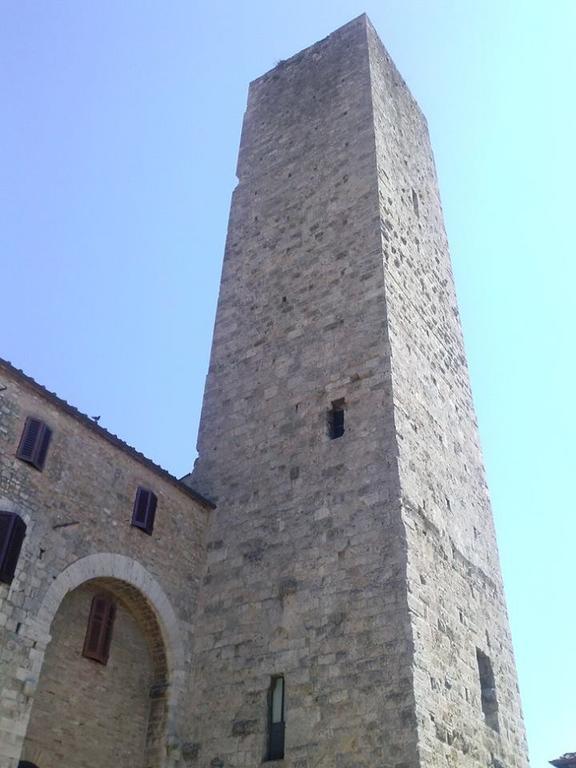 La Torre Useppi Apartment San Gimignano Exterior photo